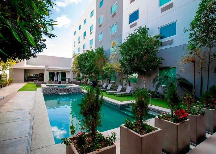 Hotel Mirra San Luis